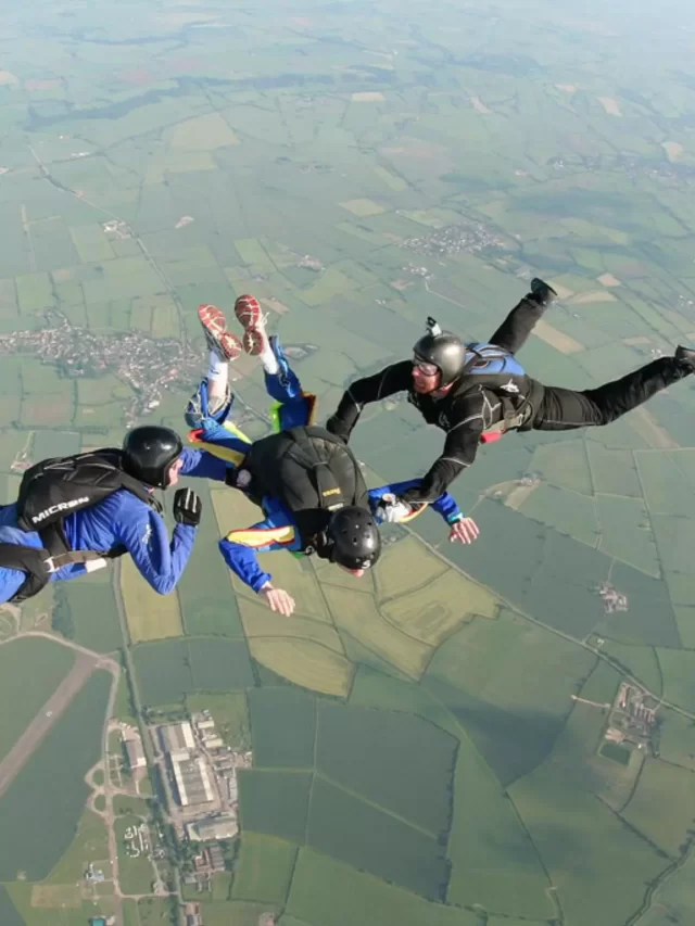 11-skydiving
