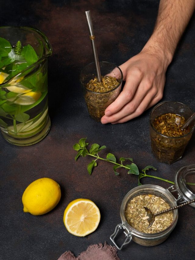 deliciosa-bebida-terere-natureza-morta_23-2150219500