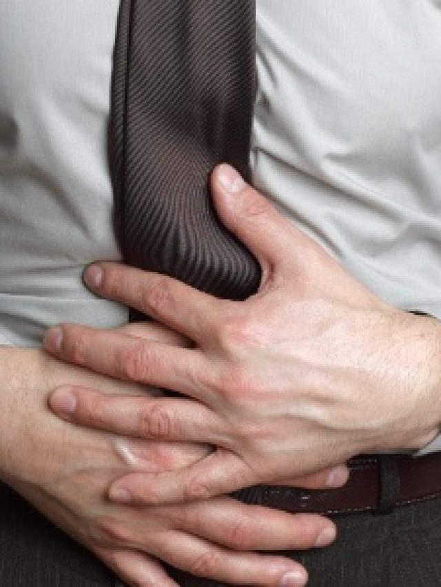 homem-com-dor-de-barriga-dor-intestinal-1348610326061_615x300