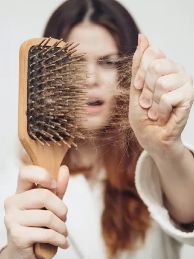 o-que-faz-o-cabelo-cair_53692_l