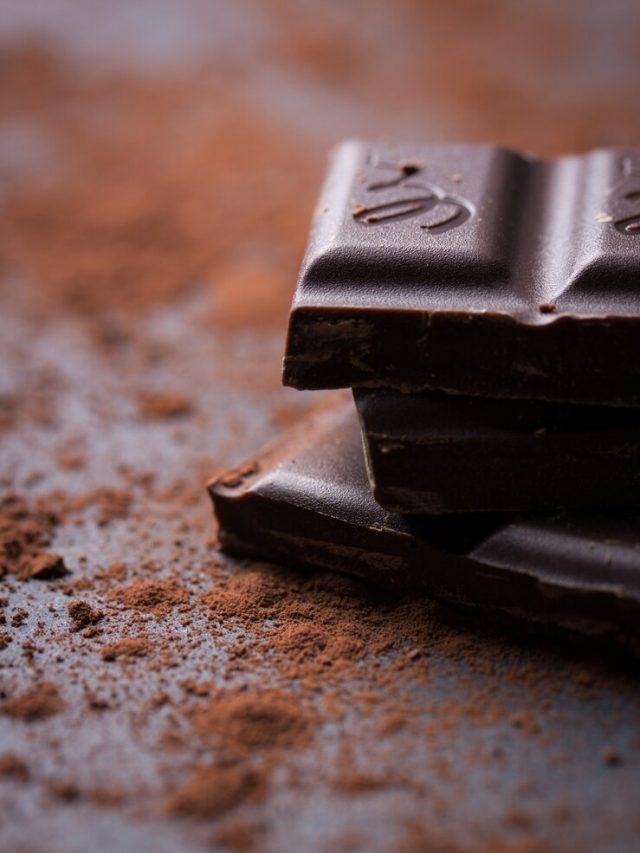 close-up-do-chocolate-escuro_1220-69